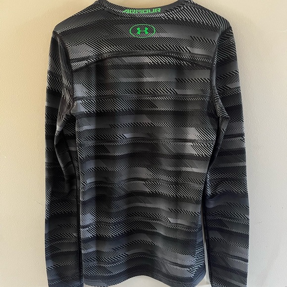 Under Armour Black and Gray Patterned ColdGear Long Sleeve Shirt - Picture 3 of 3